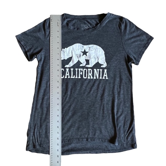 2 Teen Tops - Picture 8 of 9